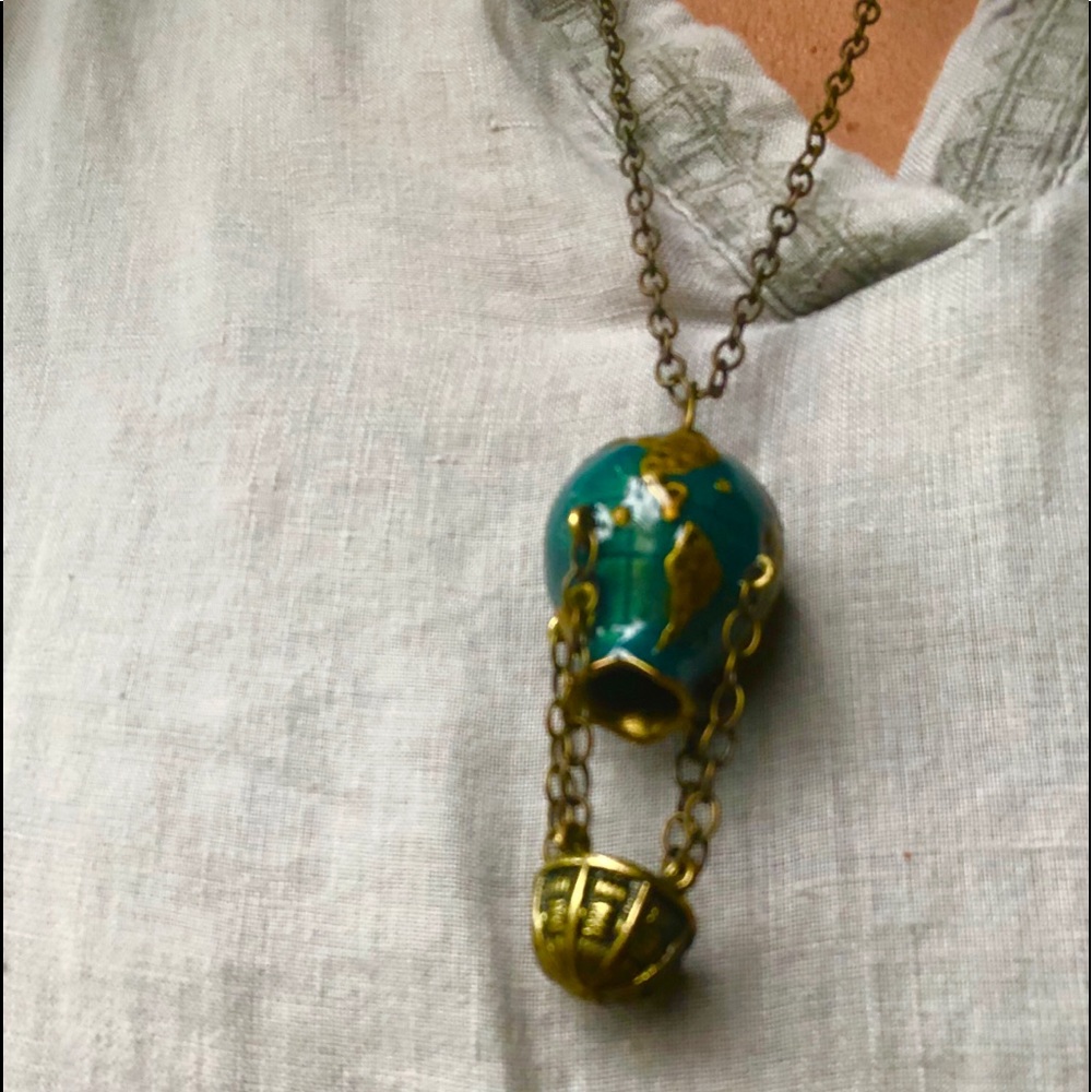 Fun hot air ballon necklace